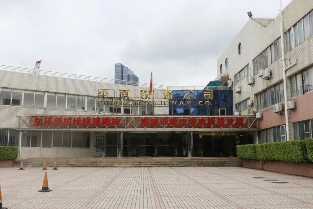 暖心回訪，見證成長｜南昌向遠軌道技術學校赴廣東就業(yè)單位開展畢業(yè)生就業(yè)回訪工作