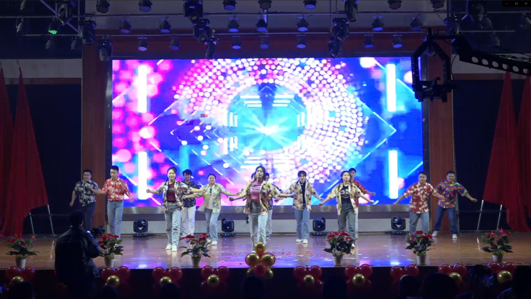 南昌向遠(yuǎn)軌道技術(shù)學(xué)校隆重舉辦2024年迎新晚會