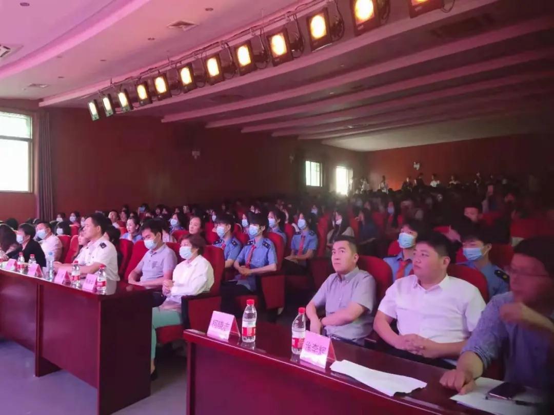 南昌向遠軌道技術(shù)學(xué)校組織師生赴江西青年職業(yè)學(xué)院參加職業(yè)教育體驗活動
